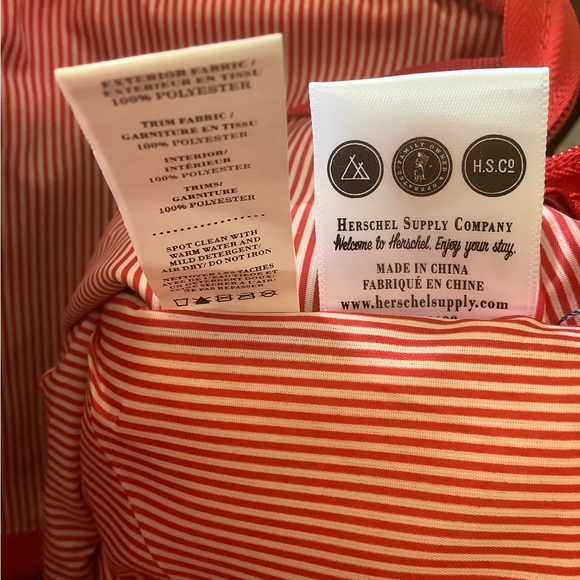 Herschel Unisex Crossbody Sling Bag - Picture 7 of 7